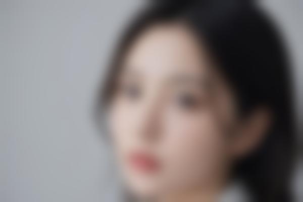 1、科班出身+10年临床，手术功底扎实