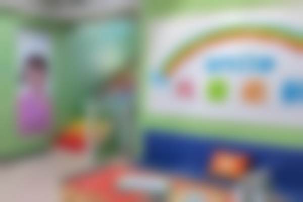 威海斯麦尔口腔的医生团队