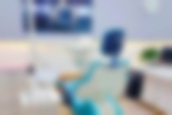 南宁双馨柏乐口腔门诊部医生团队