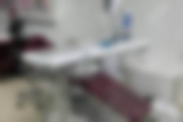 吉林张杰口腔门诊部